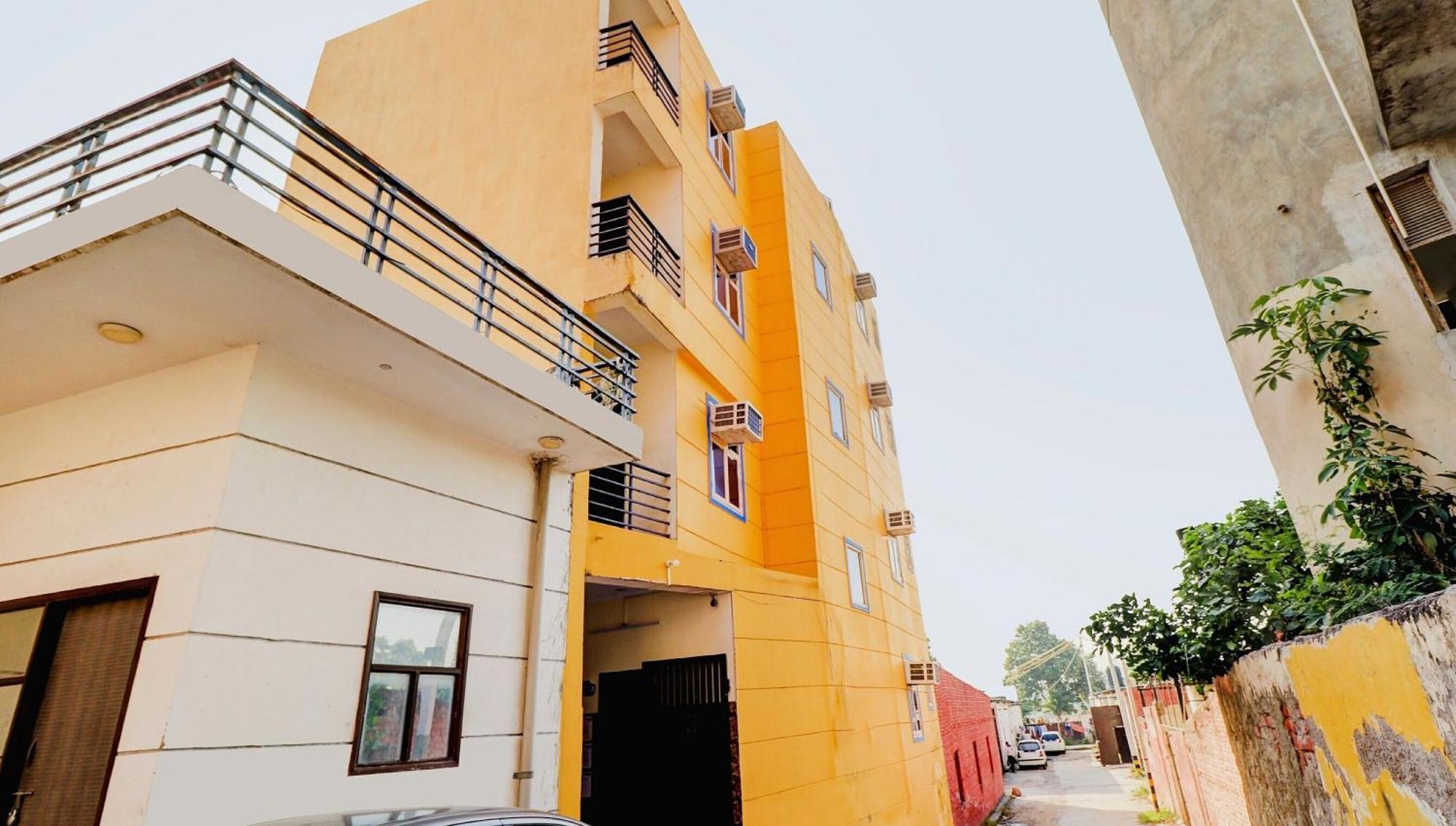 Hotel O Urban Wings Nueva Delhi Exterior foto